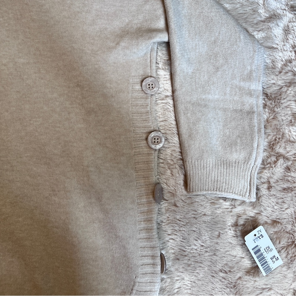 turtleneck - Picture 3 of 5